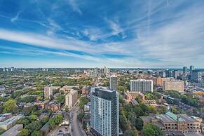 RS Suites - Eaton Centre