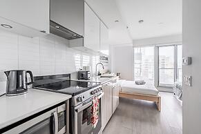 RS Suites - Eaton Centre