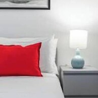 RS Suites - Eaton Centre