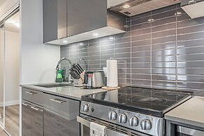 RS Suites - Eaton Centre