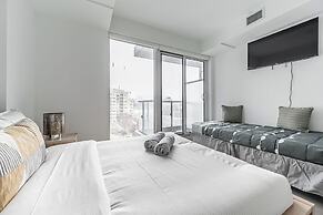 RS Suites - Eaton Centre