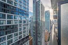 RS Suites - Eaton Centre