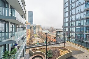 RS Suites - Eaton Centre