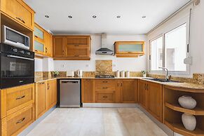 Luxueux Appartement à Bir Mourad Raïs