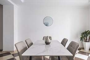 Luxueux Appartement à Bir Mourad Raïs