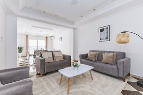 Luxueux Appartement à Bir Mourad Raïs