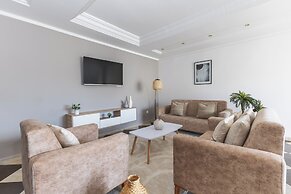 Luxueux Appartement à Bir Mourad Raïs