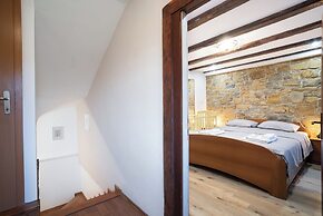 Boutique House Rustikana with pool Korte