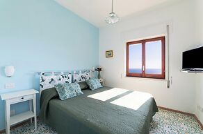 MAIN Roof Terrace Apartment