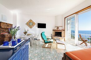 MAIN Roof Terrace Apartment