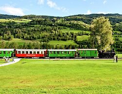Lively Apartment Near the ski Area