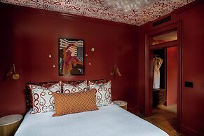 The Bell Athens by Kasa Living