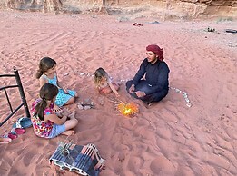 Wadi Rum Hikes & Camp