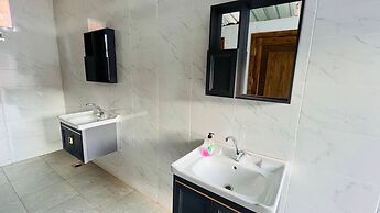 Wadi Rum Hikes & Camp