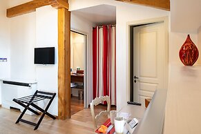 LA MAISON OPPOCA