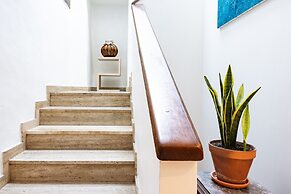 LA MAISON OPPOCA