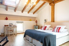 LA MAISON OPPOCA