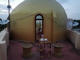Le Apex Guest House