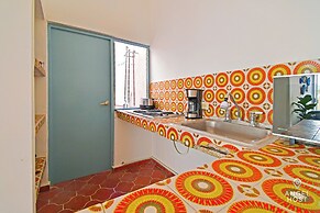 Colorful Zen APTs 2 Blocks to the Beach