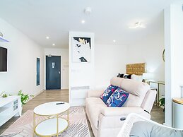 Perfectly Located Apartment - Sheffield City