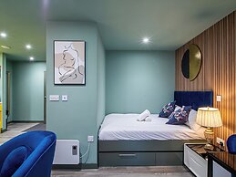 Central Sheffield City Apartment