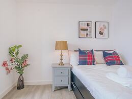 Vibrant Bright Apartment Sheffield Sleeps 2