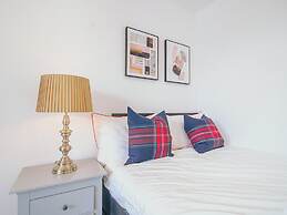 Vibrant Bright Apartment Sheffield Sleeps 2