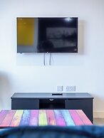 Blue Shade Studio Apartment in Sheffield City