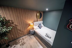 Sheffield City Apartment Oasis