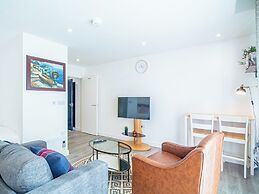 Cozy Urban Escape in Sheffield