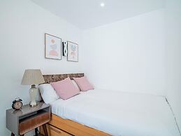 Cozy Urban Escape in Sheffield