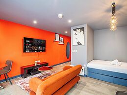 Bright and Spacious Studio in Sheffield Centre