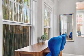 2 Mansions Pool Garden & BBQ Sleeps 22-8 BR