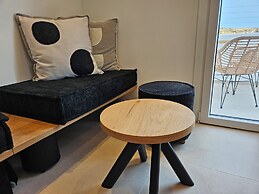 Aristotle Suites