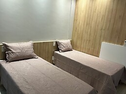 Toque a Campainha 402 - 4 andar - 2Q