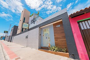 Aptos com Piscina e AC Brazilian Corner