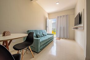 Aptos com Piscina e AC Brazilian Corner