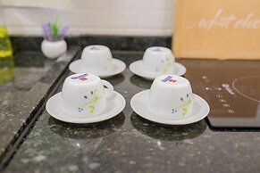 Aptos com Piscina e AC Brazilian Corner