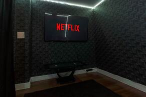 Emerald Suite- Bham Citycentre- Luxury-cinema Room