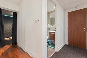 Emerald Suite- Bham Citycentre- Luxury-cinema Room