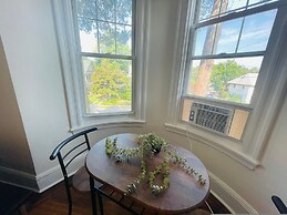 Long Term 2BR Apartment in Elkins Park