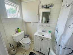 Long Term 2BR Apartment in Elkins Park