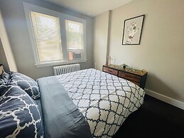 1-br Glenside - Long Term Available Parking