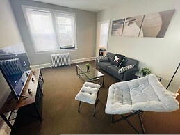 1-br Glenside - Long Term Available Parking