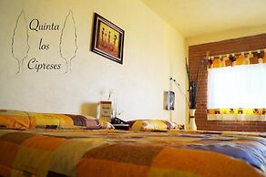 hotel y cabañas quinta los cipreses