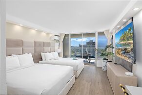 Ocean and City Views at Island Colony Near Waikiki Beach