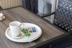 Ocean and City Views at Island Colony Near Waikiki Beach