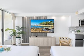 Ocean and City Views at Island Colony Near Waikiki Beach
