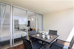 Ocean and City Views at Island Colony Near Waikiki Beach