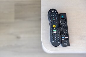 Ocean and City Views at Island Colony Near Waikiki Beach